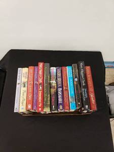lot 5735 image: lotof hardback novels