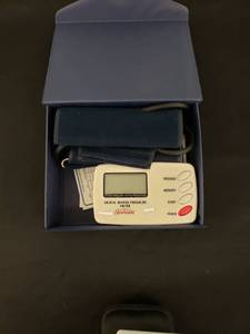lot 5761 image: digital blood pressure meter