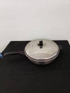 lot 5764 image: lidded frying pan