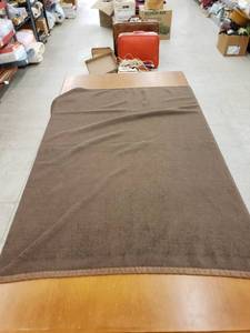 lot 5822 image: soft brown lap blanket