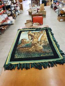 lot 5824 image: leopard fleece blanket unfinished