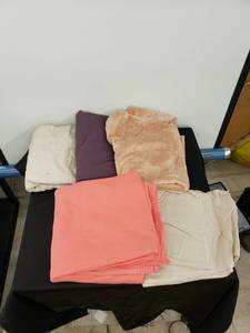 lot 5839 image: l9t of fabric