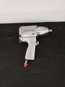 lot 5872 image: Craftsman impact wrench