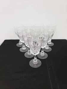 lot 5902 image: set 10 wine glasses