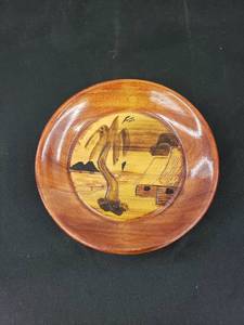 lot 6501 image: handmade plaque made in Fiji