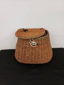 lot 6525 image: fish basket