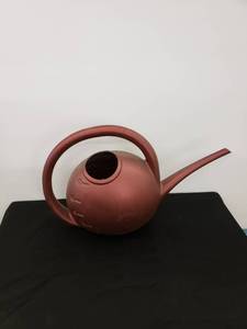lot 6549 image: gallon watering can