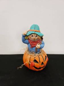 lot 6611 image: ceramic scarecrow music box works