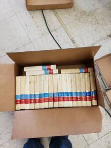 lot 6626 image: lot of encyclopedias