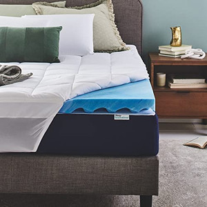 lot 7061 image: $130 RETAIL Sleep Innovations Ultra Soft Gel Memory Foam Dual Layer Mattress Topper, 4 Inches, King