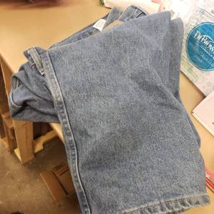 lot 25322 image: Wrangler Authentics 48x30 Mens Jeans