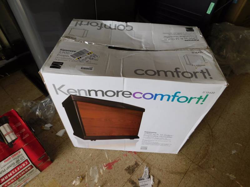 lot 1093 image: Kenmore 14 gallon humidifier