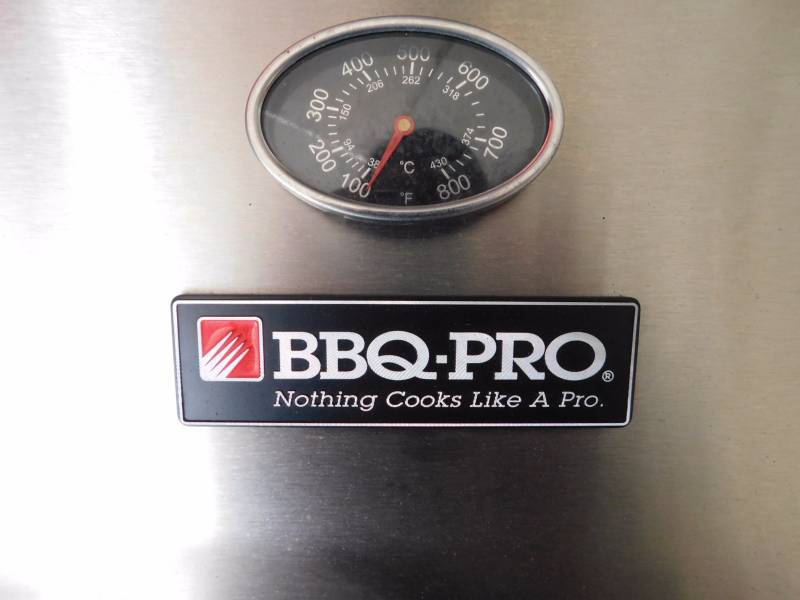lot 1092 image: BBQ-Pro grill