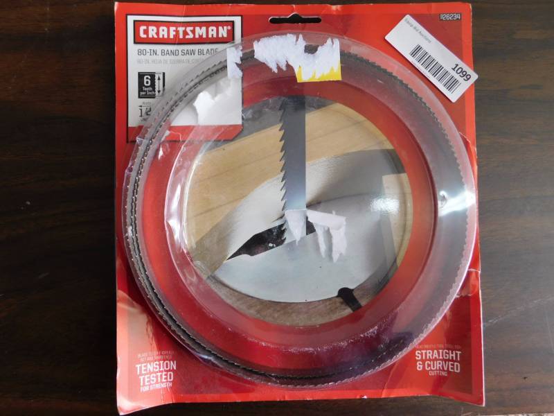 lot 1099 image: Craftsman 80 band saw blade and 7 blade