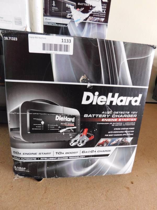 lot 1133 image: DieHard 12v battery charger