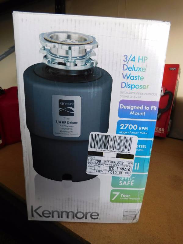 Kenmore 3/4 horse deluxe garbage disposal North Wichita Name Brand