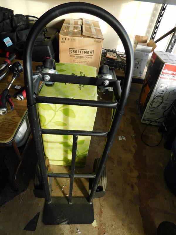 lot 1164 image: 4 wheel 2 way hand truck