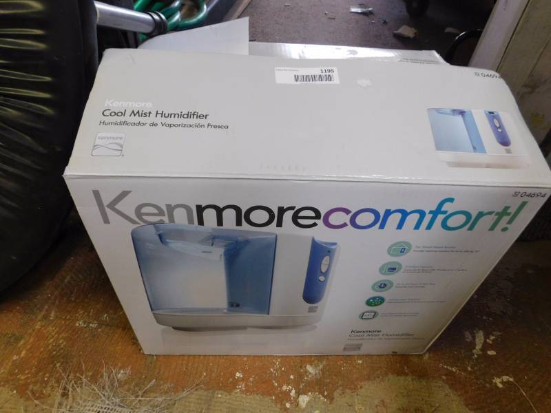 lot 1195 image: Kenmore cool mist humidifier
