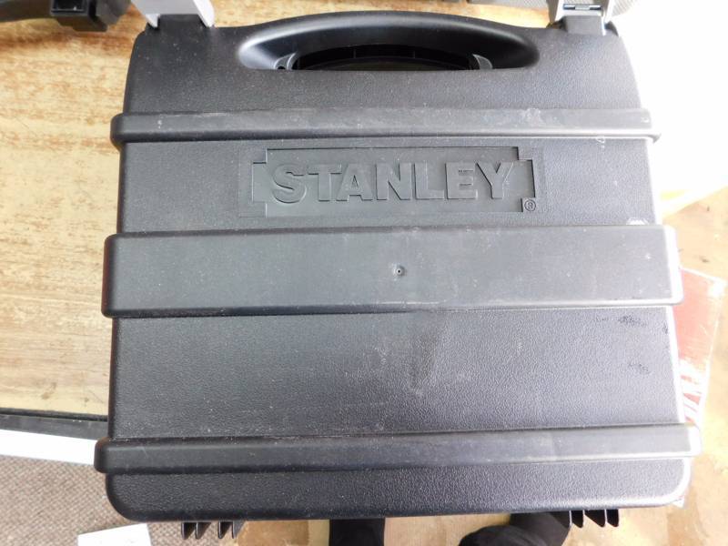lot 1039 image: Stanley power stapler