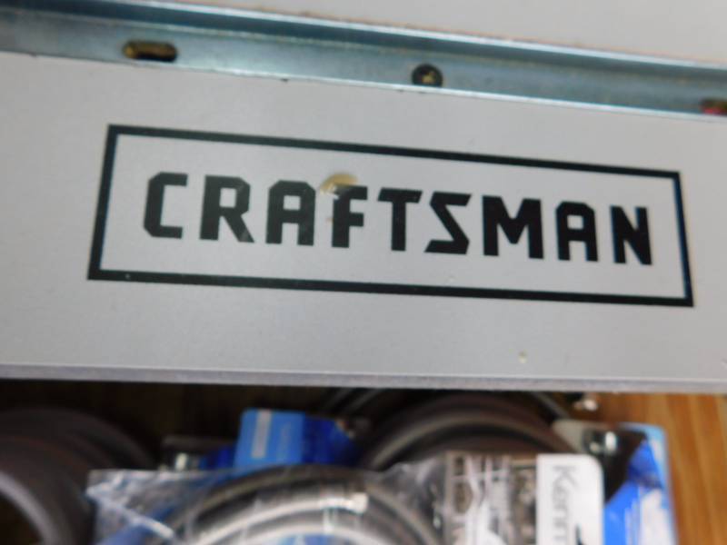 lot 1043 image: Craftsman router table wrouter