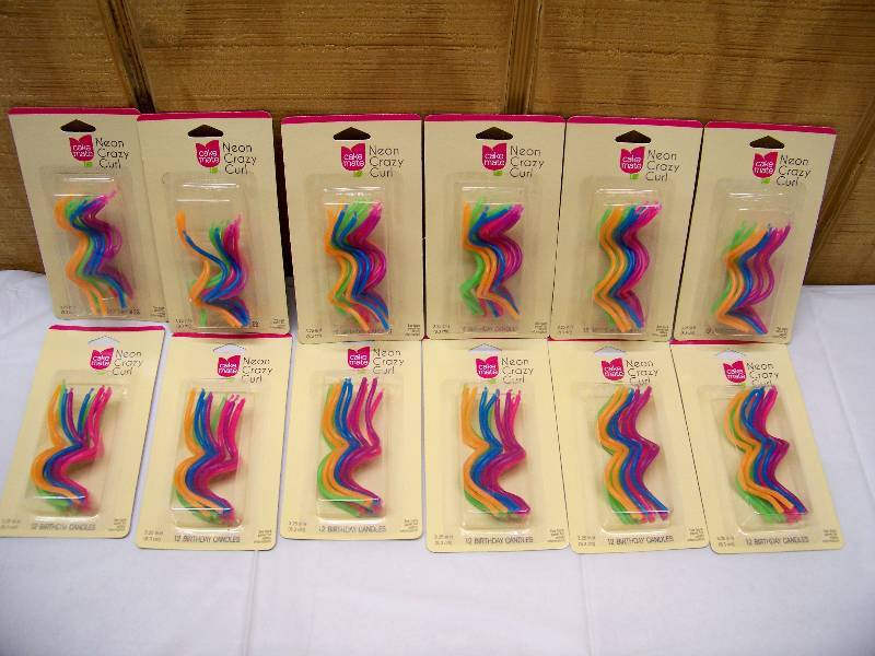 lot 1 image: 12 Boxes of 12 Cake Mate Neon Crazy Curl Candles
