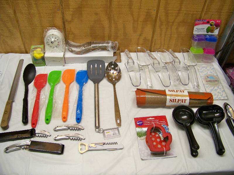 lot 48 image: Kitchen Tools and Gadgets