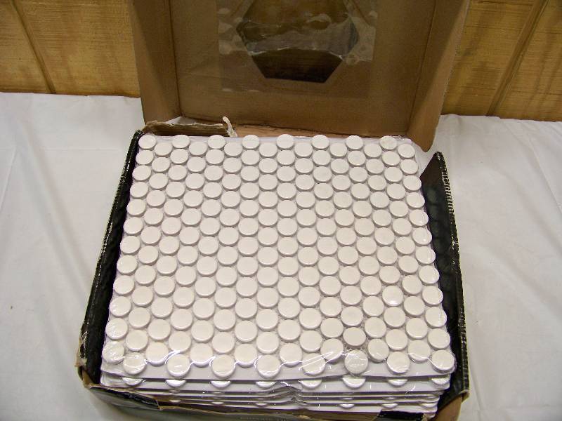 lot 115 image: 10 sq ft Merola Tile Metro Penny Mosiac Tile