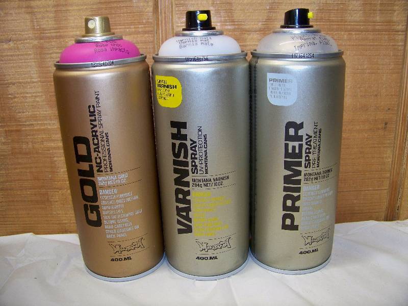 lot 148 image: 30 Cans Montana Spray Paint, Varnish and Primer