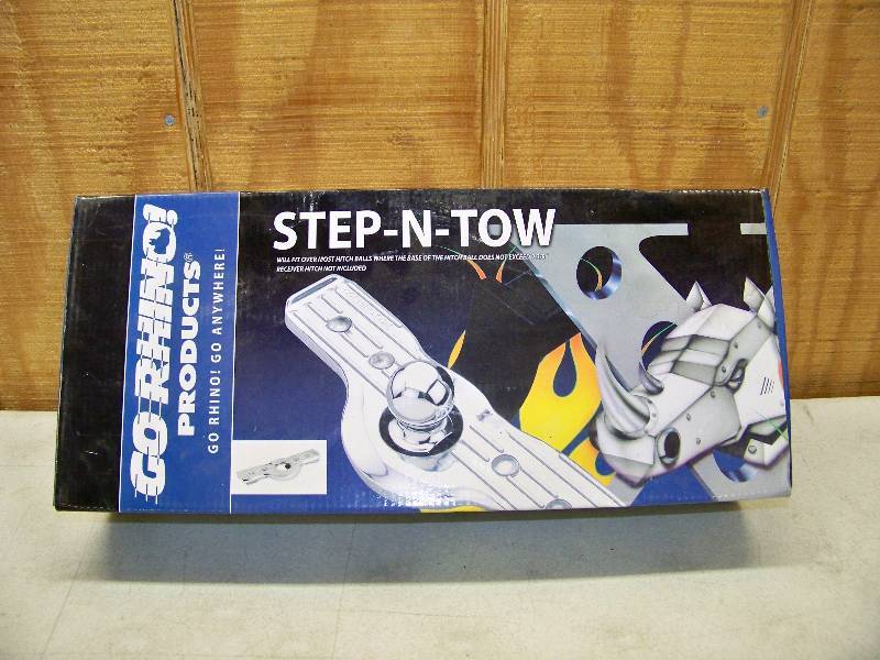lot 170 image: Go Rhino Step-N-Tow