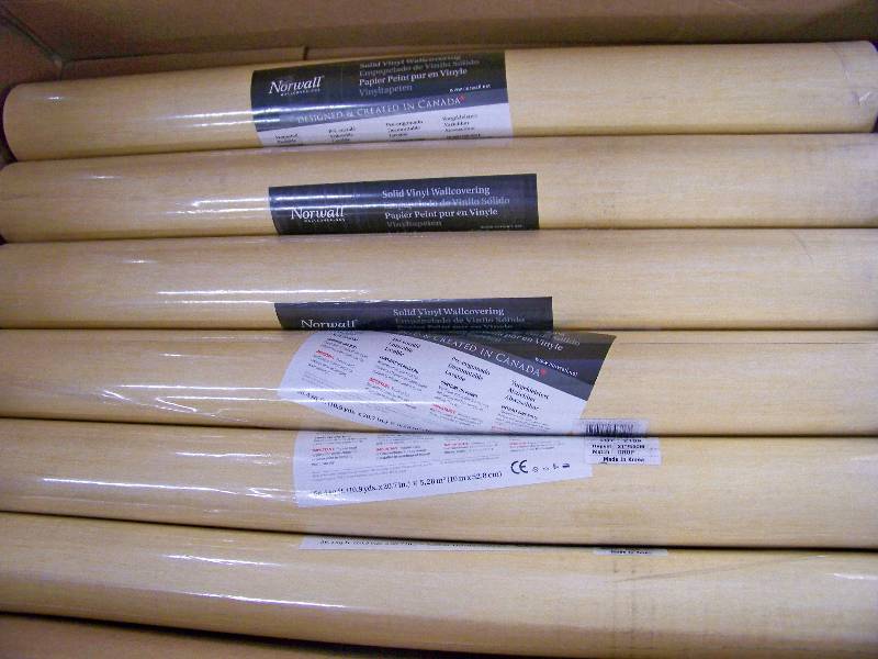 lot 182 image: 6 Rolls Norwall Solid Vinyl Wallcovering