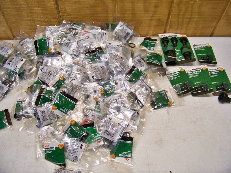 lot 225 image: Hose Couplings, Seals and Washers