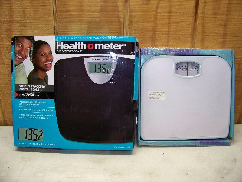 lot 254 image: 2 Scales