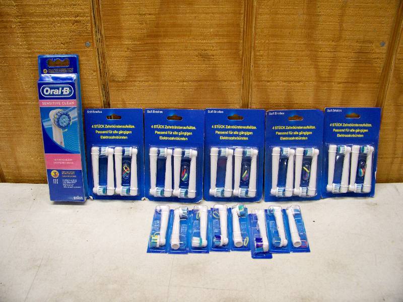 lot 255 image: Oral B Electric Toothbrush Heads