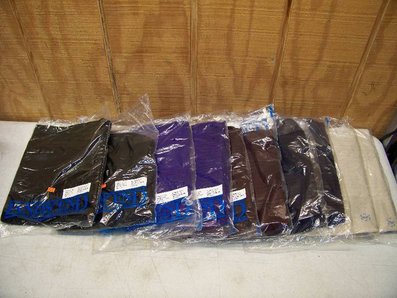 lot 265 image: 10 Lands End Cable Knit Neck Warmers