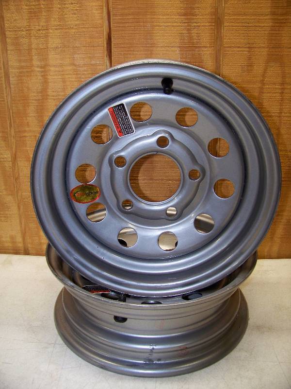 lot 316 image: Pair Arc Wheel Trailer Wheels