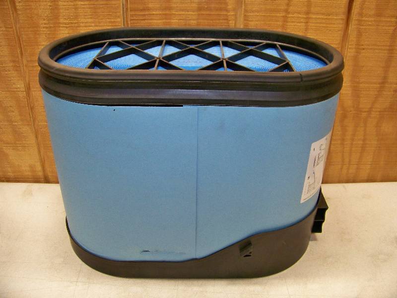 lot 383 image: John Deere Ultra Guard Air Filter