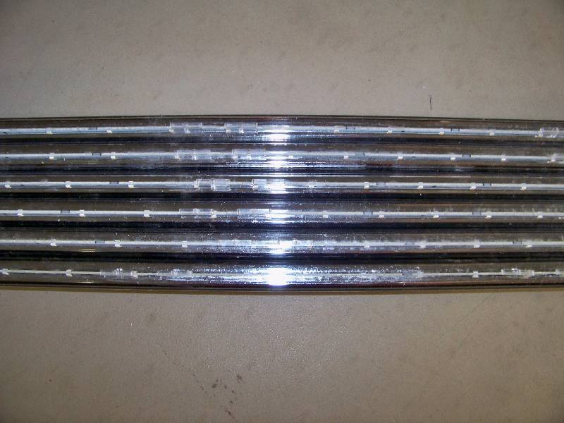 lot 443 image: 6 Philips Primeset Freezer LED Strip Lights