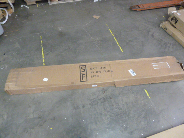 lot 403 image: CALIFORNIA KING SIZE Footboard, Side Rails, & BED FRAME