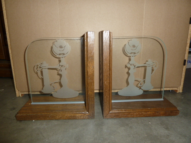 lot 26 image: VERY NICE OLD PHONE BOOKENDS - ETCHED GLASS