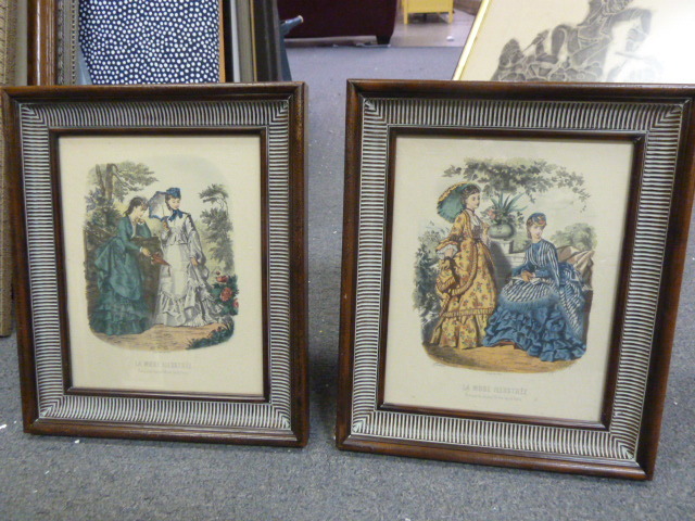 lot 601 image: PAIR OF WALL ART - SHABBY CHIC