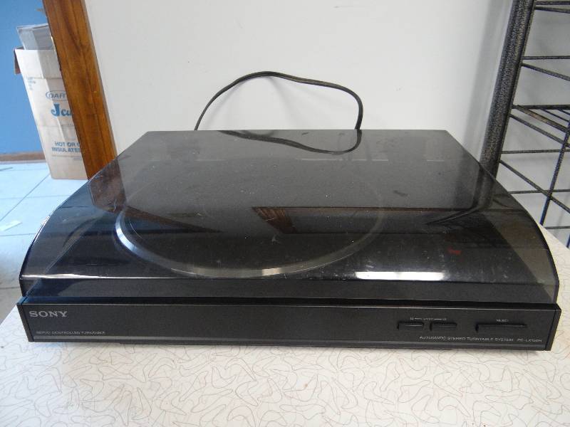 lot 2875 image: Sony Audio Vinyl Turn Table System
