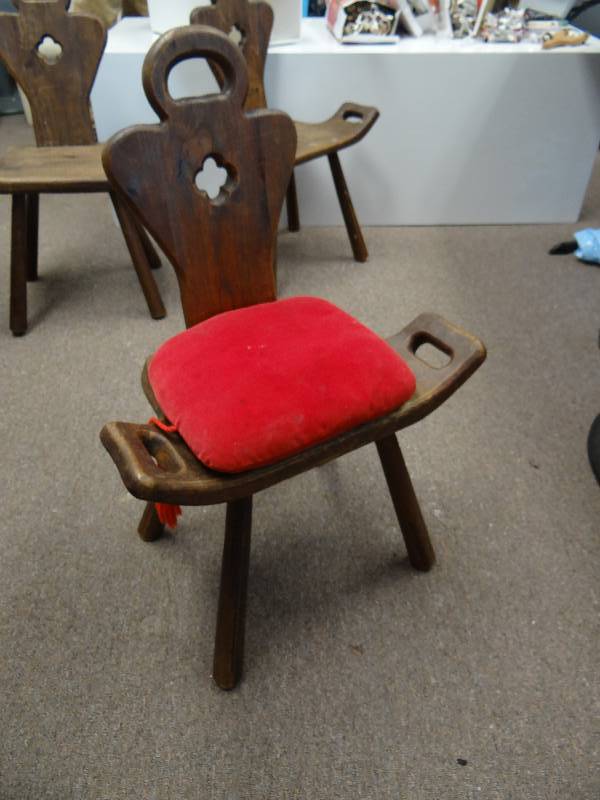 lot 2896 image: Solid Dark Wood Finish Antique Birthing Chair w Red Cushion