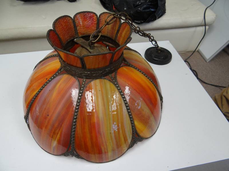 lot 2900 image: Antique 100 Year Old Decorative Leaded Glass Ceiling Hung Lighting Fixture