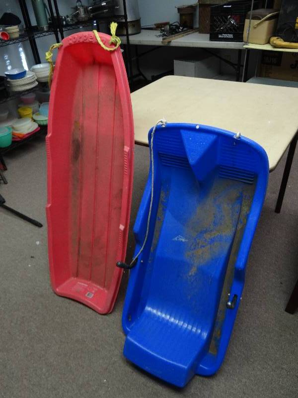 lot 2964 image: (2) Kids Snow Sleds