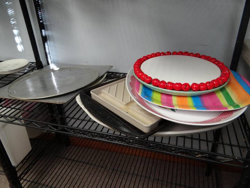 lot 2973 image: Large Assorted Shelf Lot of Platters And Cookie Sheet