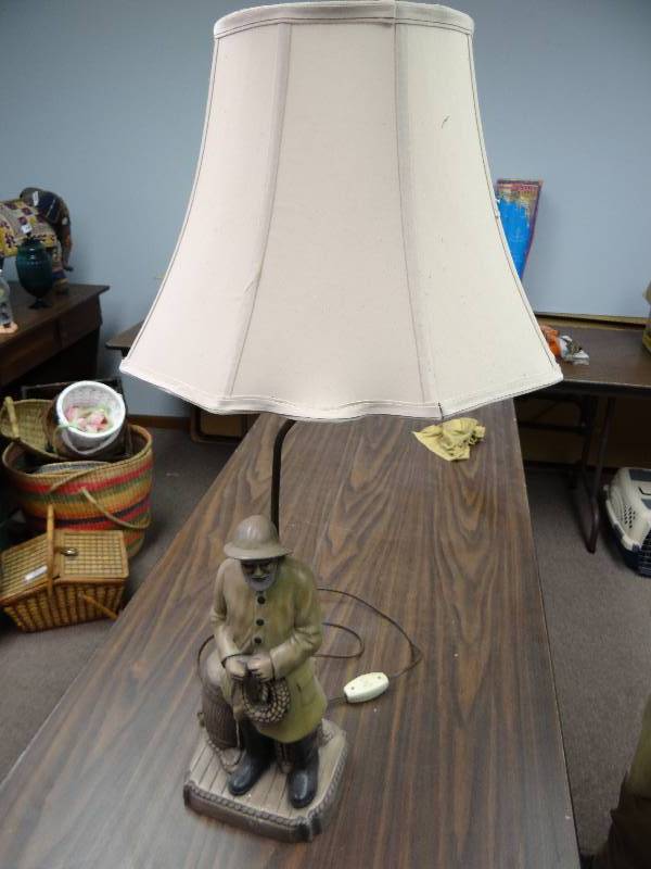lot 2525 image: Fisherman on The Pier Decorative Crafted Table Top Lamp