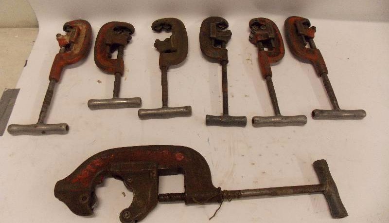 lot 1346 image: Large Lot of Ridgid Pipe Cutters