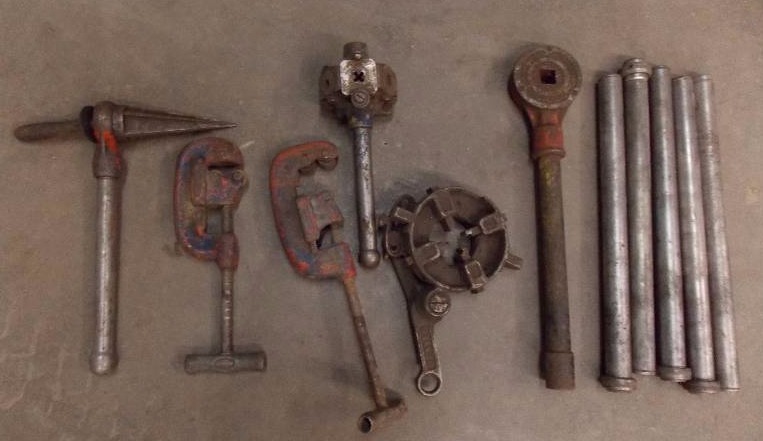 lot 1349 image: BeaverRidgid Misc Parts Lot