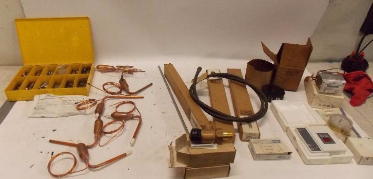 lot 1413 image: HVAC PARTS LOT
