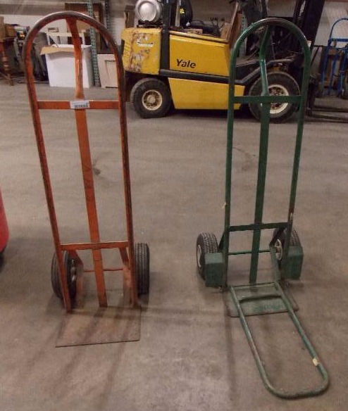 lot 100 image: Lot of 2 Utility Dollys